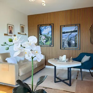 apartment-wohlfuhlplatzl-urgemutlich-ruhig.com-bavaria.com/